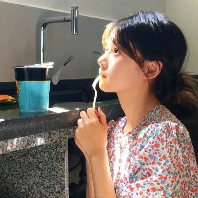渺小而坚韧